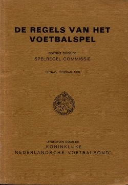 De Regels van het Voetbalspel - uitgave 1969